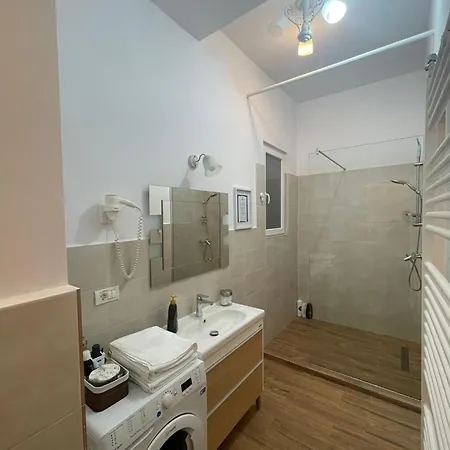 Apartament Rozelor